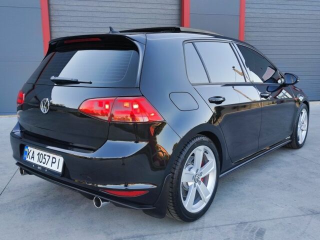 Чорний Фольксваген Гольф, об'ємом двигуна 2 л та пробігом 153 тис. км за 12900 $, фото 2 на Automoto.ua