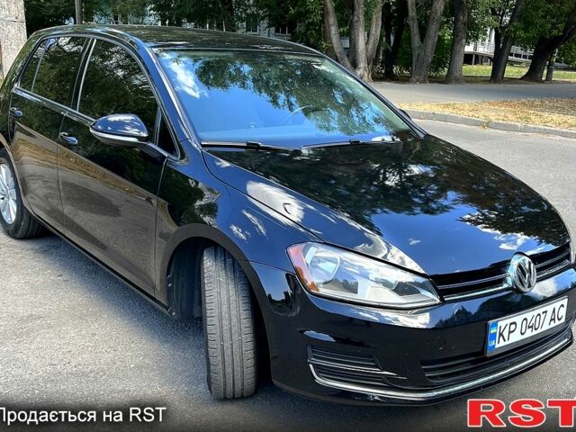 Черный Фольксваген Гольф, объемом двигателя 1.8 л и пробегом 123 тыс. км за 11600 $, фото 2 на Automoto.ua