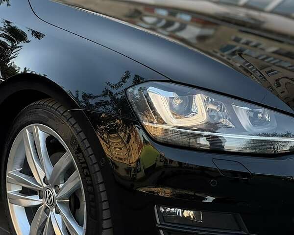 Черный Фольксваген Гольф, объемом двигателя 1.97 л и пробегом 135 тыс. км за 16000 $, фото 19 на Automoto.ua