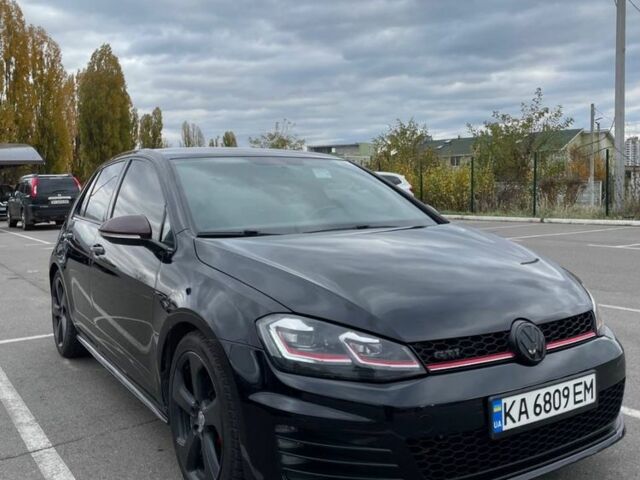 Черный Фольксваген Гольф, объемом двигателя 2 л и пробегом 195 тыс. км за 12500 $, фото 3 на Automoto.ua