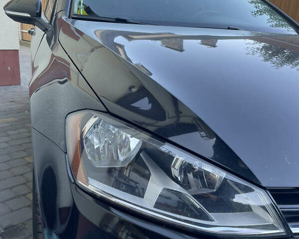 Черный Фольксваген Гольф, объемом двигателя 1.8 л и пробегом 169 тыс. км за 12500 $, фото 1 на Automoto.ua