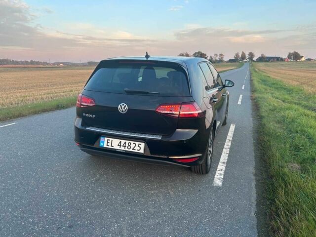 Чорний Фольксваген Гольф, об'ємом двигуна 0 л та пробігом 94 тис. км за 7100 $, фото 5 на Automoto.ua