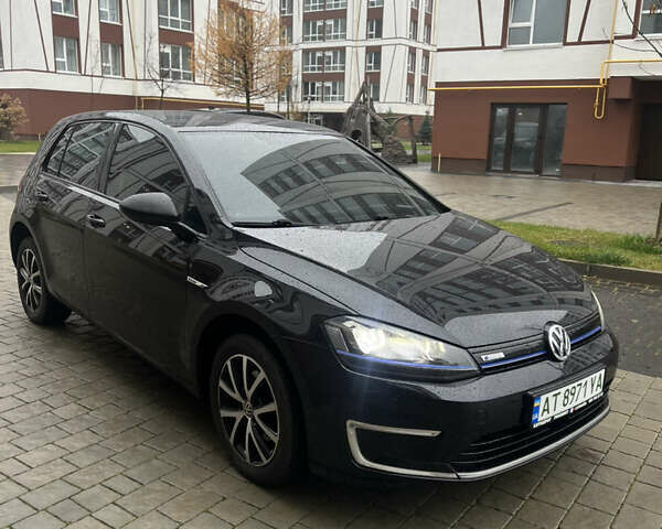 Черный Фольксваген Гольф, объемом двигателя 0 л и пробегом 148 тыс. км за 8500 $, фото 5 на Automoto.ua