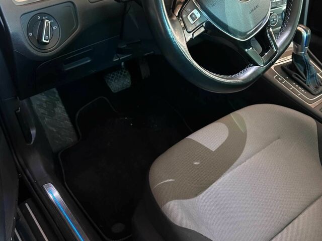 Чорний Фольксваген Гольф, об'ємом двигуна 0 л та пробігом 94 тис. км за 7100 $, фото 21 на Automoto.ua