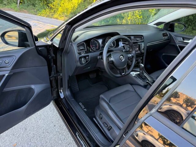 Черный Фольксваген Гольф, объемом двигателя 2 л и пробегом 72 тыс. км за 2400 $, фото 8 на Automoto.ua