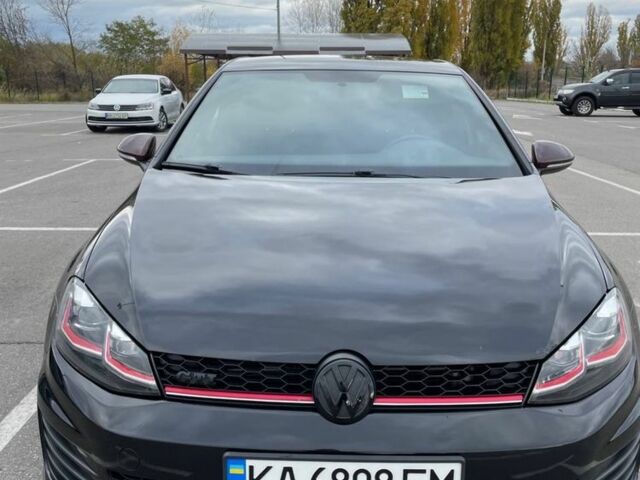 Черный Фольксваген Гольф, объемом двигателя 2 л и пробегом 195 тыс. км за 12500 $, фото 4 на Automoto.ua