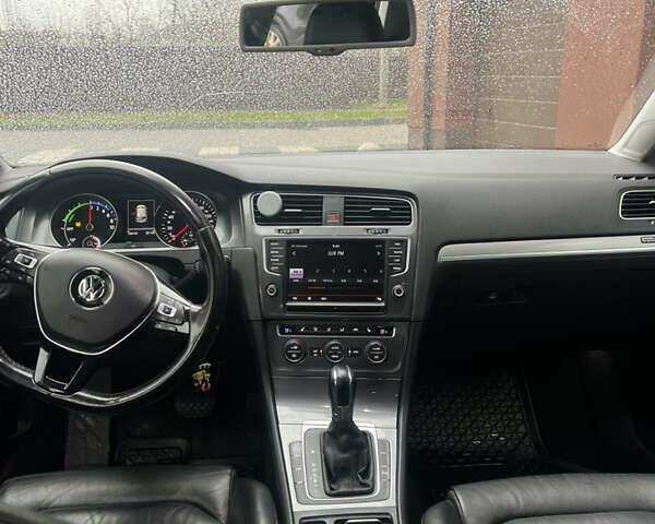 Черный Фольксваген Гольф, объемом двигателя 0 л и пробегом 148 тыс. км за 8500 $, фото 11 на Automoto.ua