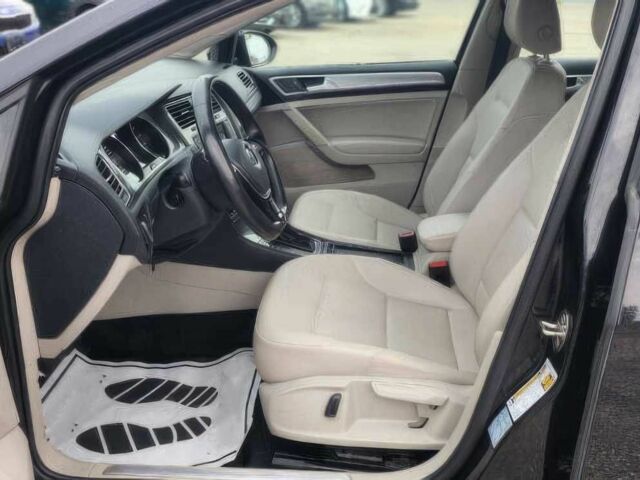 Черный Фольксваген Гольф, объемом двигателя 0 л и пробегом 80 тыс. км за 6200 $, фото 9 на Automoto.ua