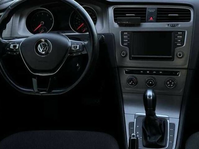 Черный Фольксваген Гольф, объемом двигателя 1.8 л и пробегом 110 тыс. км за 9000 $, фото 6 на Automoto.ua