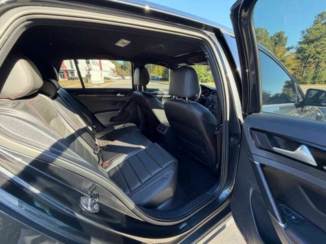 Чорний Фольксваген Гольф, об'ємом двигуна 2 л та пробігом 70 тис. км за 5800 $, фото 10 на Automoto.ua