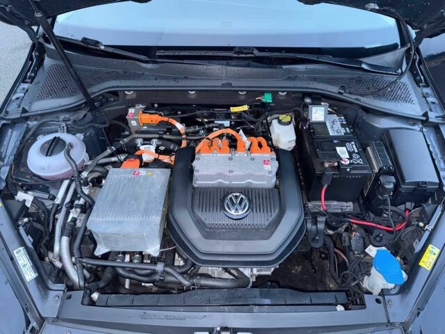 Чорний Фольксваген Гольф, об'ємом двигуна 0 л та пробігом 76 тис. км за 8000 $, фото 12 на Automoto.ua