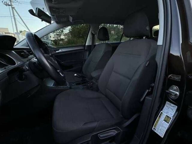 Черный Фольксваген Гольф, объемом двигателя 1.8 л и пробегом 110 тыс. км за 9000 $, фото 5 на Automoto.ua