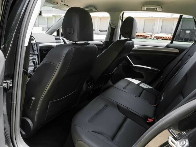 Черный Фольксваген Гольф, объемом двигателя 0 л и пробегом 78 тыс. км за 3900 $, фото 12 на Automoto.ua