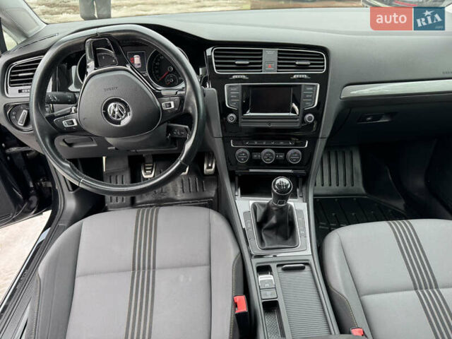 Чорний Фольксваген Гольф, об'ємом двигуна 1.6 л та пробігом 207 тис. км за 13850 $, фото 10 на Automoto.ua