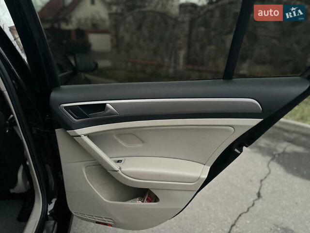 Черный Фольксваген Гольф, объемом двигателя 2 л и пробегом 145 тыс. км за 10950 $, фото 41 на Automoto.ua