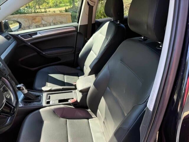 Черный Фольксваген Гольф, объемом двигателя 0 л и пробегом 77 тыс. км за 6000 $, фото 6 на Automoto.ua