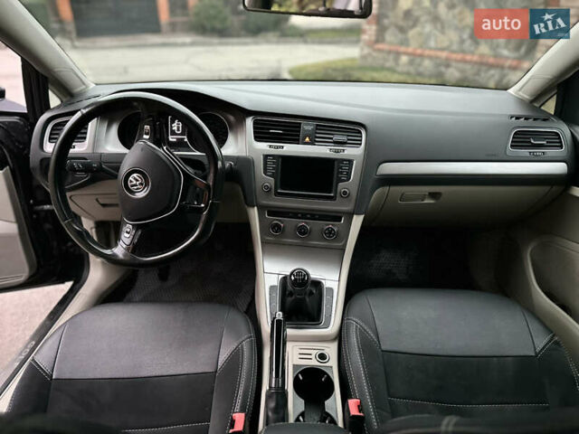 Черный Фольксваген Гольф, объемом двигателя 2 л и пробегом 145 тыс. км за 10950 $, фото 35 на Automoto.ua