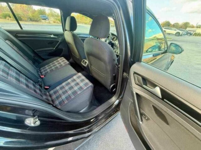 Чорний Фольксваген Гольф, об'ємом двигуна 2 л та пробігом 110 тис. км за 11200 $, фото 7 на Automoto.ua