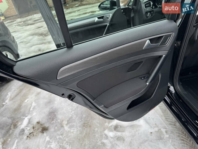 Чорний Фольксваген Гольф, об'ємом двигуна 1.6 л та пробігом 207 тис. км за 13850 $, фото 13 на Automoto.ua