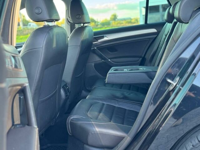 Черный Фольксваген Гольф, объемом двигателя 0 л и пробегом 91 тыс. км за 8500 $, фото 17 на Automoto.ua