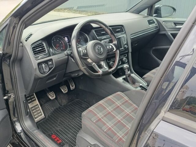 Чорний Фольксваген Гольф, об'ємом двигуна 2 л та пробігом 95 тис. км за 12800 $, фото 6 на Automoto.ua