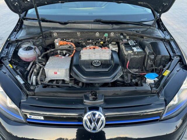 Черный Фольксваген Гольф, объемом двигателя 0 л и пробегом 91 тыс. км за 8500 $, фото 8 на Automoto.ua