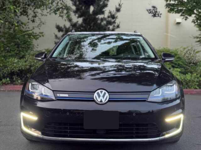 Черный Фольксваген Гольф, объемом двигателя 0 л и пробегом 77 тыс. км за 9000 $, фото 1 на Automoto.ua