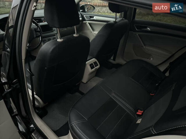 Черный Фольксваген Гольф, объемом двигателя 2 л и пробегом 145 тыс. км за 10950 $, фото 37 на Automoto.ua