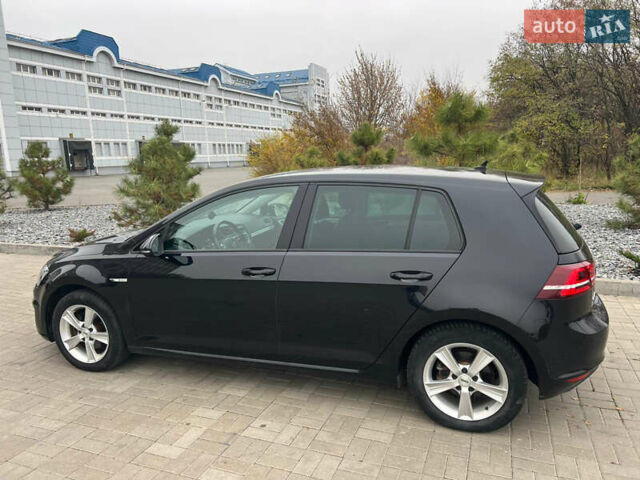 Черный Фольксваген Гольф, объемом двигателя 0 л и пробегом 39 тыс. км за 11500 $, фото 3 на Automoto.ua