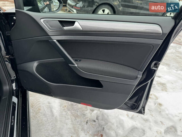 Чорний Фольксваген Гольф, об'ємом двигуна 1.6 л та пробігом 207 тис. км за 13850 $, фото 19 на Automoto.ua