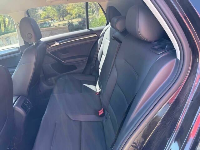 Черный Фольксваген Гольф, объемом двигателя 0 л и пробегом 77 тыс. км за 6000 $, фото 8 на Automoto.ua