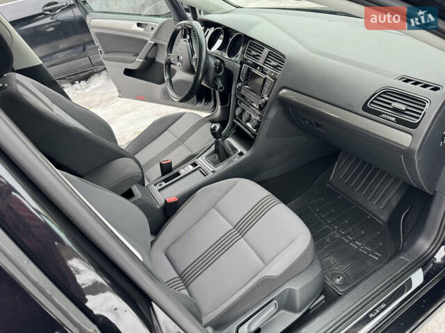 Чорний Фольксваген Гольф, об'ємом двигуна 1.6 л та пробігом 207 тис. км за 13850 $, фото 18 на Automoto.ua