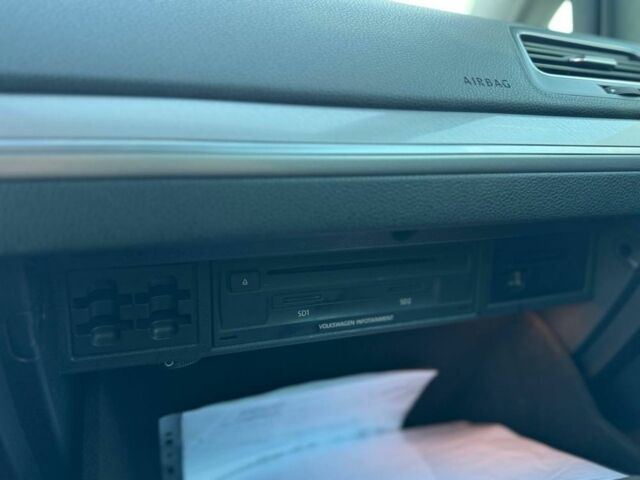 Черный Фольксваген Гольф, объемом двигателя 0 л и пробегом 91 тыс. км за 8500 $, фото 14 на Automoto.ua