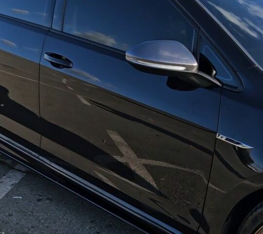 Черный Фольксваген Гольф, объемом двигателя 2 л и пробегом 142 тыс. км за 18500 $, фото 10 на Automoto.ua