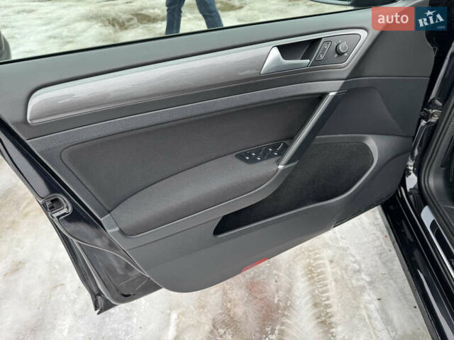 Чорний Фольксваген Гольф, об'ємом двигуна 1.6 л та пробігом 207 тис. км за 13850 $, фото 8 на Automoto.ua