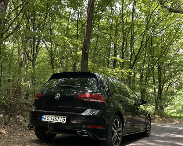 Черный Фольксваген Гольф, объемом двигателя 1.97 л и пробегом 283 тыс. км за 14400 $, фото 5 на Automoto.ua