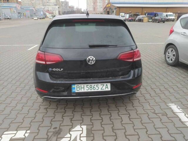 Черный Фольксваген Гольф, объемом двигателя 0 л и пробегом 217 тыс. км за 11500 $, фото 2 на Automoto.ua