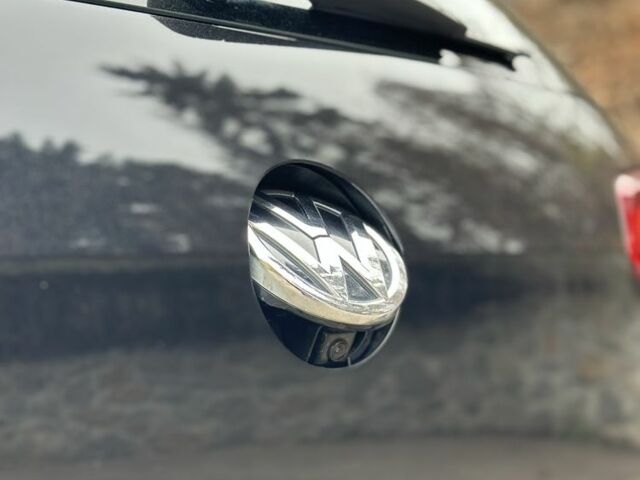 Черный Фольксваген Гольф, объемом двигателя 0 л и пробегом 188 тыс. км за 11750 $, фото 7 на Automoto.ua