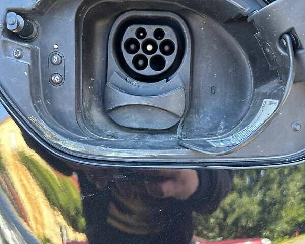 Чорний Фольксваген Гольф, об'ємом двигуна 0 л та пробігом 143 тис. км за 12800 $, фото 42 на Automoto.ua