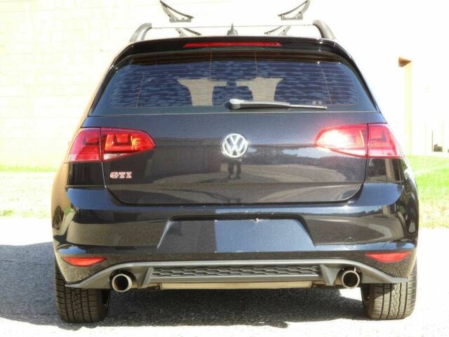 Черный Фольксваген Гольф, объемом двигателя 2 л и пробегом 51 тыс. км за 8200 $, фото 6 на Automoto.ua