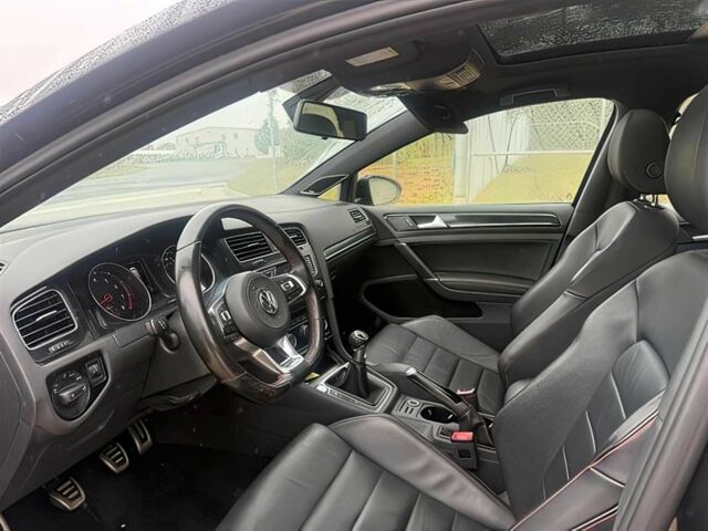 Черный Фольксваген Гольф, объемом двигателя 2 л и пробегом 57 тыс. км за 7000 $, фото 8 на Automoto.ua