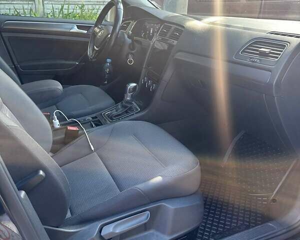 Чорний Фольксваген Гольф, об'ємом двигуна 0 л та пробігом 143 тис. км за 12800 $, фото 22 на Automoto.ua