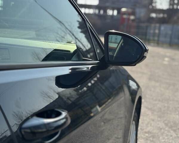 Черный Фольксваген Гольф, объемом двигателя 1.8 л и пробегом 50 тыс. км за 13700 $, фото 7 на Automoto.ua