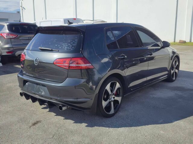 Черный Фольксваген Гольф, объемом двигателя 2 л и пробегом 63 тыс. км за 8900 $, фото 4 на Automoto.ua