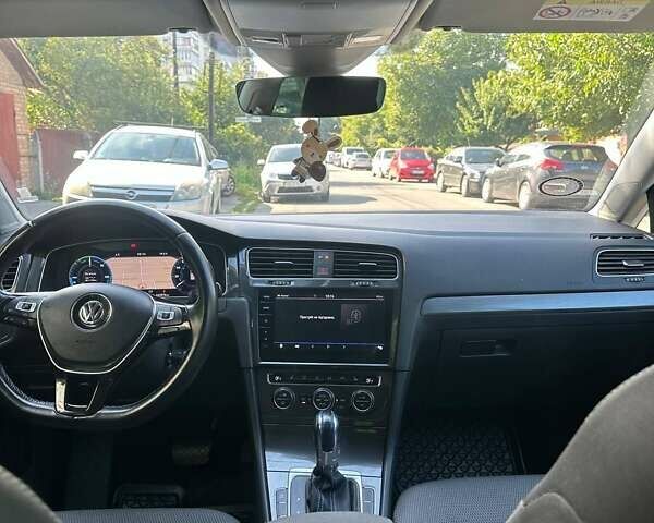 Чорний Фольксваген Гольф, об'ємом двигуна 0 л та пробігом 143 тис. км за 12800 $, фото 33 на Automoto.ua