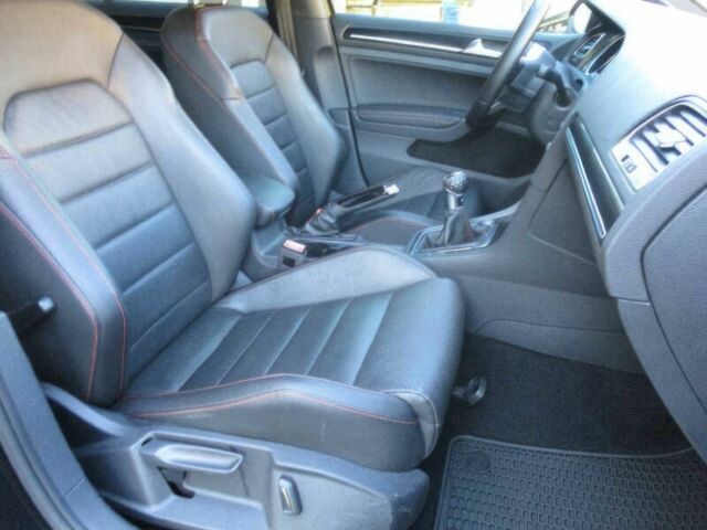 Черный Фольксваген Гольф, объемом двигателя 2 л и пробегом 51 тыс. км за 8200 $, фото 9 на Automoto.ua