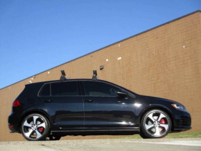 Черный Фольксваген Гольф, объемом двигателя 2 л и пробегом 51 тыс. км за 8200 $, фото 3 на Automoto.ua