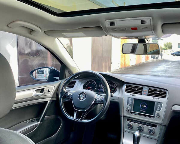 Черный Фольксваген Гольф, объемом двигателя 1.8 л и пробегом 105 тыс. км за 14000 $, фото 3 на Automoto.ua