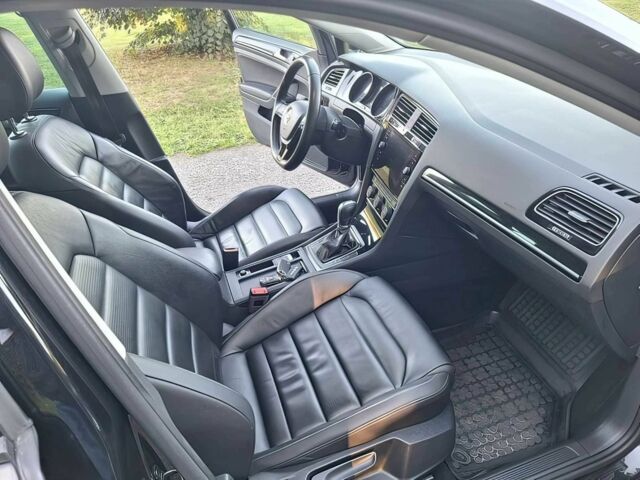 Черный Фольксваген Гольф, объемом двигателя 2 л и пробегом 53 тыс. км за 9600 $, фото 8 на Automoto.ua