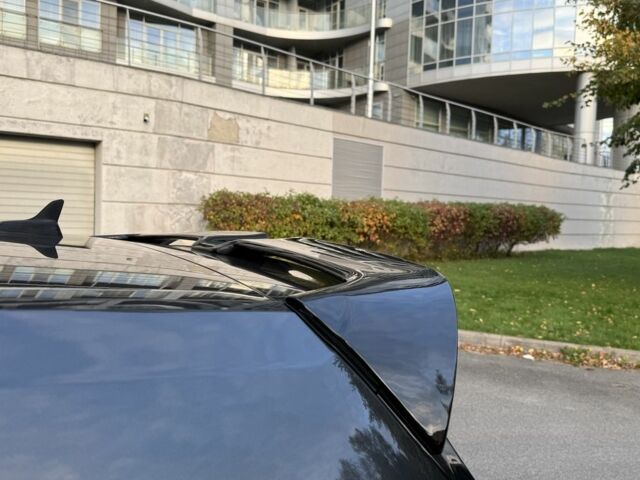 Чорний Фольксваген Гольф, об'ємом двигуна 2 л та пробігом 130 тис. км за 13900 $, фото 7 на Automoto.ua